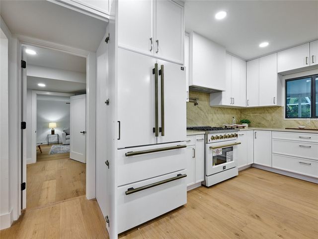 5209 2ND AVENUE N, St Petersburg, FL 33710