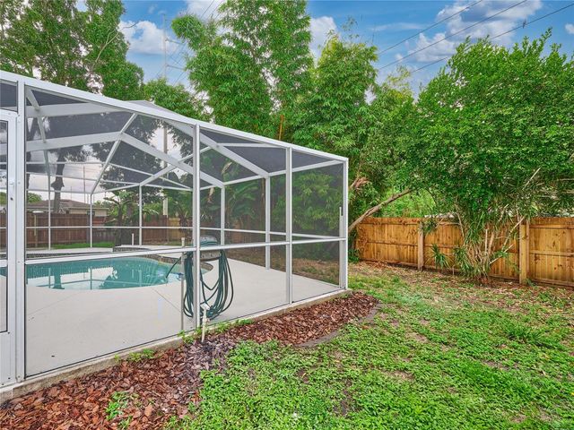 5209 2ND AVENUE N, St Petersburg, FL 33710