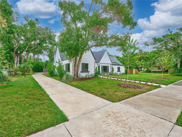 5209 2ND AVENUE N, St Petersburg, FL 33710
