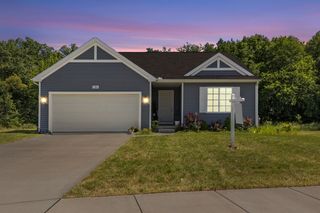 7386 Bramling Drive SE, Caledonia, MI 49316