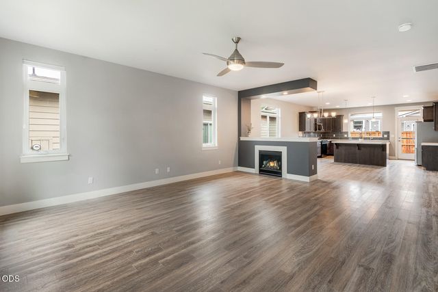 2801 NE Great Horned Place, Bend, OR 97701