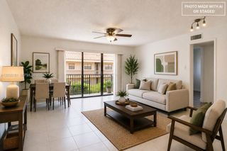 240 W Park Dr 205-4, Miami, FL 33172