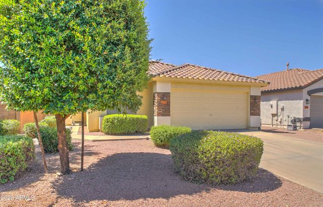 319 W Holstein Trail, San Tan Valley, AZ 85143