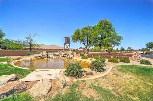 319 W Holstein Trail, San Tan Valley, AZ 85143