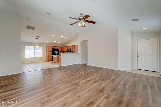 319 W Holstein Trail, San Tan Valley, AZ 85143