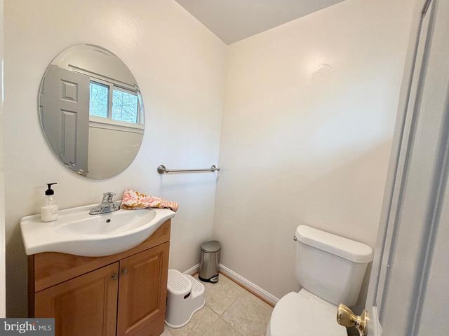 8467 THAMES ST, Springfield, VA 22151