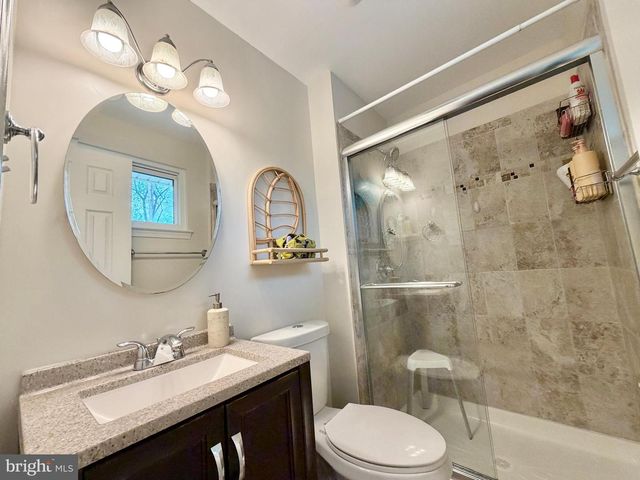 8467 THAMES ST, Springfield, VA 22151