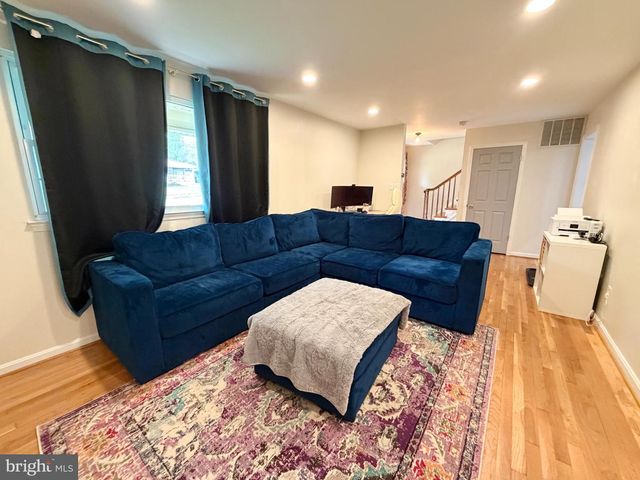 8467 THAMES ST, Springfield, VA 22151