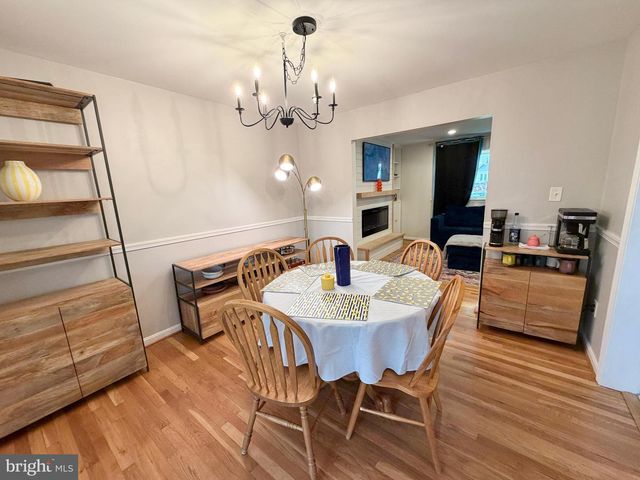 8467 THAMES ST, Springfield, VA 22151