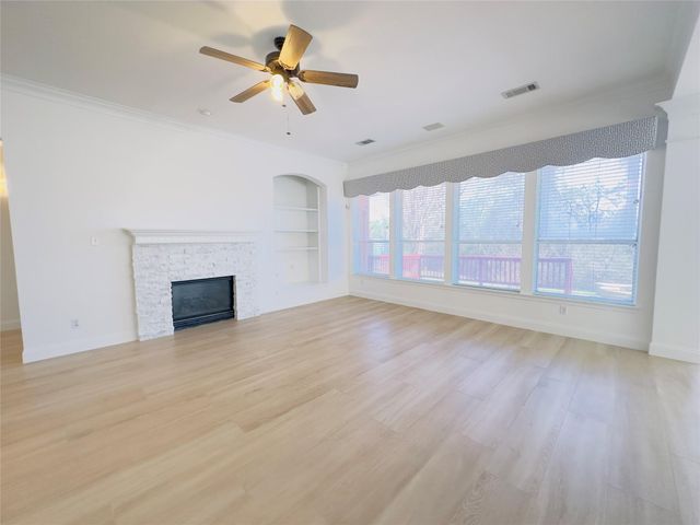 621 S Lynnwood TRL, Cedar Park, TX 78613