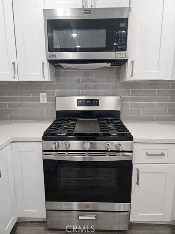 1120 Nicklett Avenue J, Fullerton, CA 92833