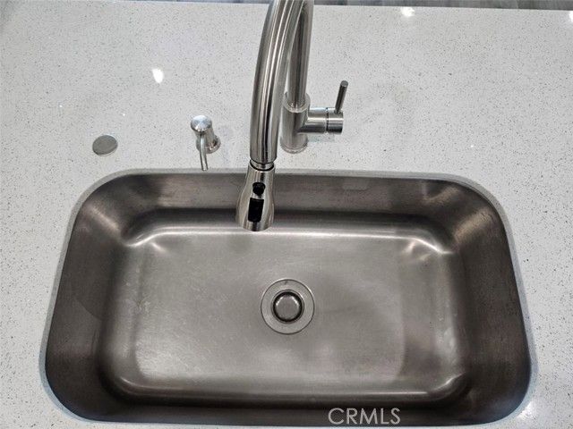 1120 Nicklett Avenue J, Fullerton, CA 92833