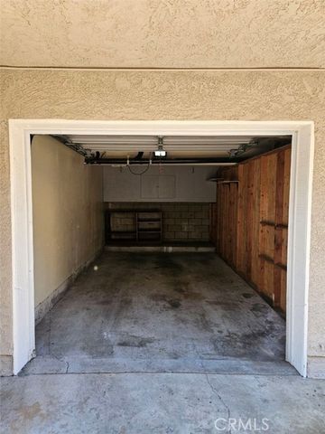 1120 Nicklett Avenue J, Fullerton, CA 92833