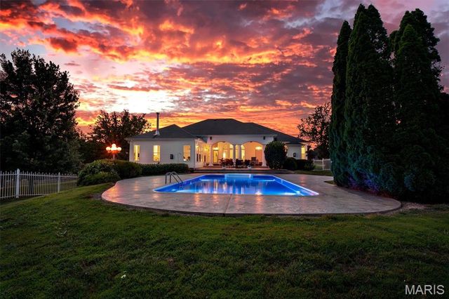31 Raven Court, Wentzville, MO 63385