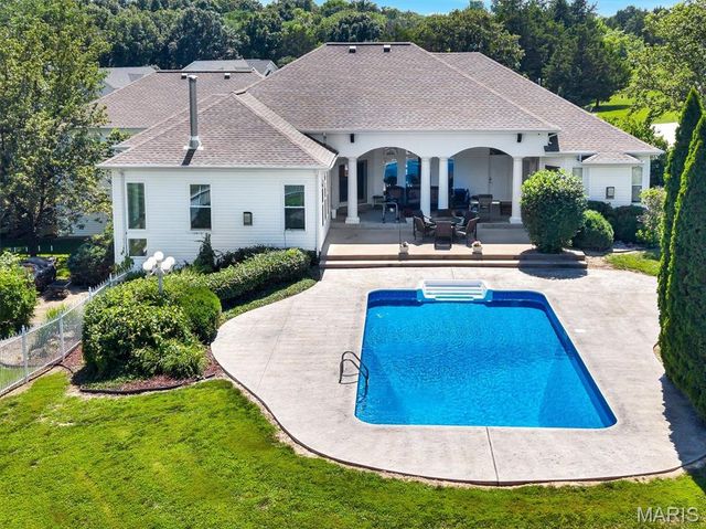 31 Raven Court, Wentzville, MO 63385
