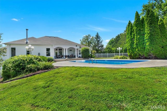31 Raven Court, Wentzville, MO 63385