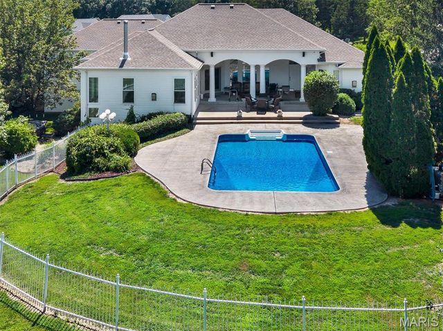 31 Raven Court, Wentzville, MO 63385