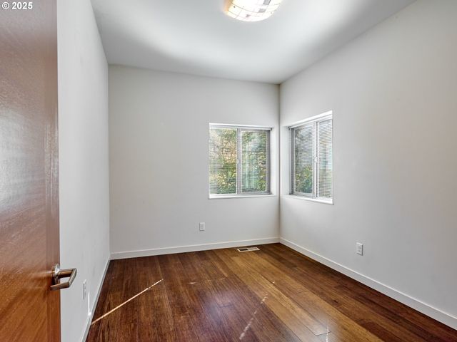 500 YAPA Dr, Silverton, OR 97381