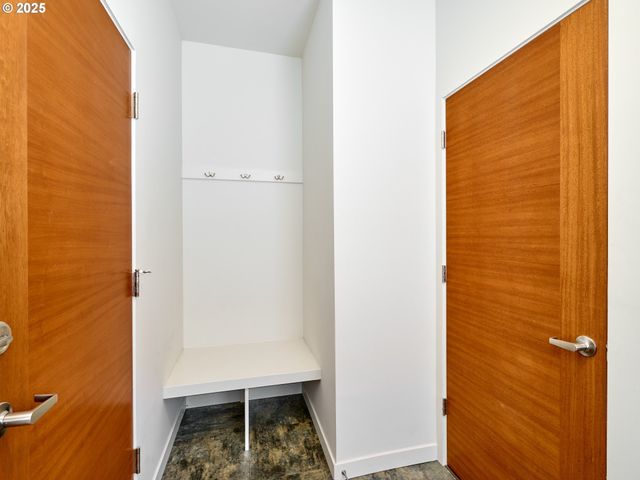 500 YAPA Dr, Silverton, OR 97381