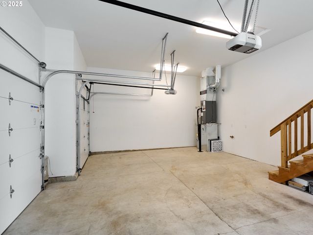 500 YAPA Dr, Silverton, OR 97381