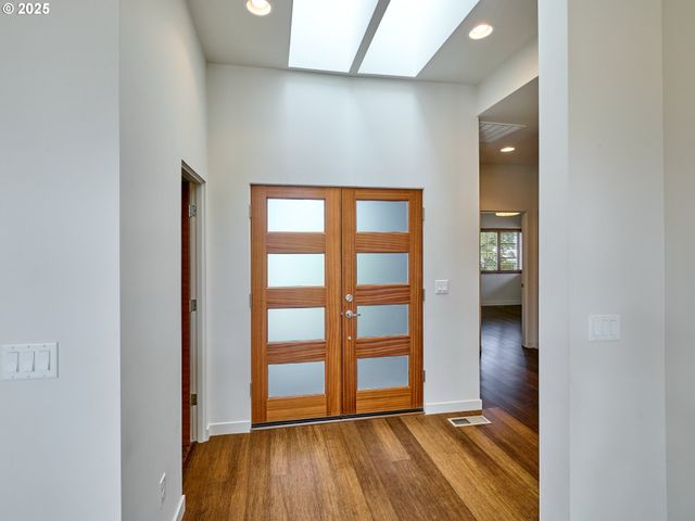 500 YAPA Dr, Silverton, OR 97381