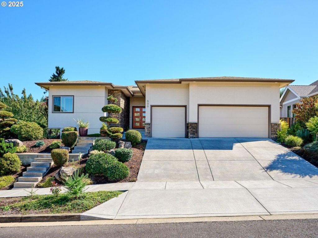 500 YAPA Dr, Silverton, OR 97381