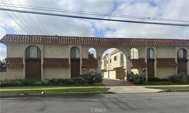 8634 Park 3, Bellflower, CA 90706