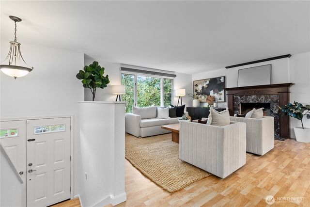 16232 122nd Avenue NE, Bothell, WA 98011