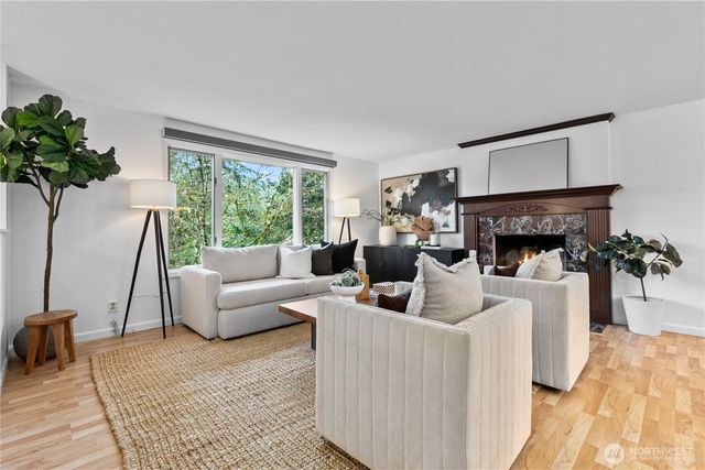 16232 122nd Avenue NE, Bothell, WA 98011