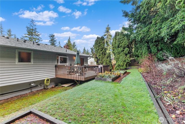16232 122nd Avenue NE, Bothell, WA 98011