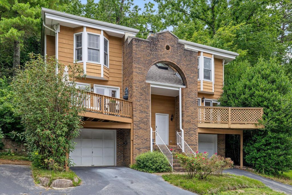 531 Winterview Lane, Chattanooga, TN 37409