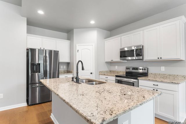 18081 Terraceside Dr, Prairieville, LA 70769