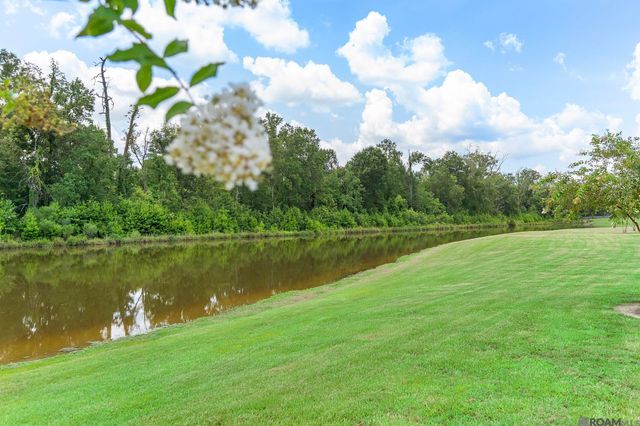 18081 Terraceside Dr, Prairieville, LA 70769