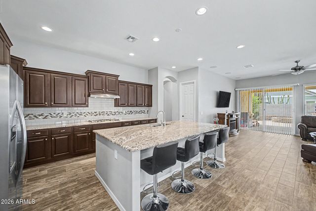 4397 E EVELYN Street, Gilbert, AZ 85295