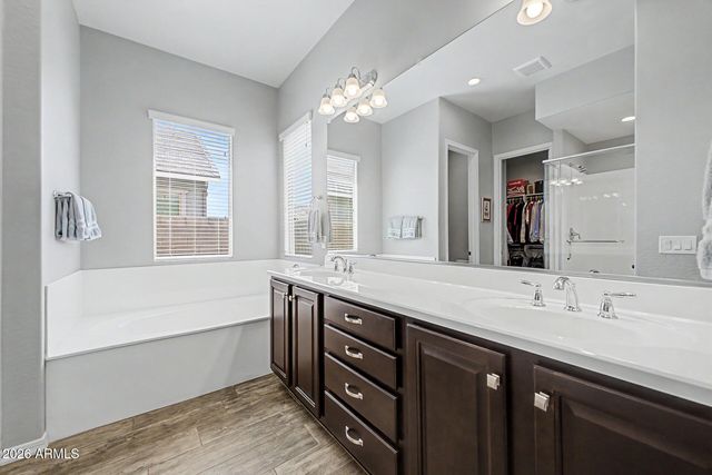 4397 E EVELYN Street, Gilbert, AZ 85295