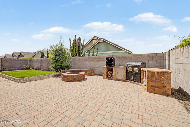 4397 E EVELYN Street, Gilbert, AZ 85295