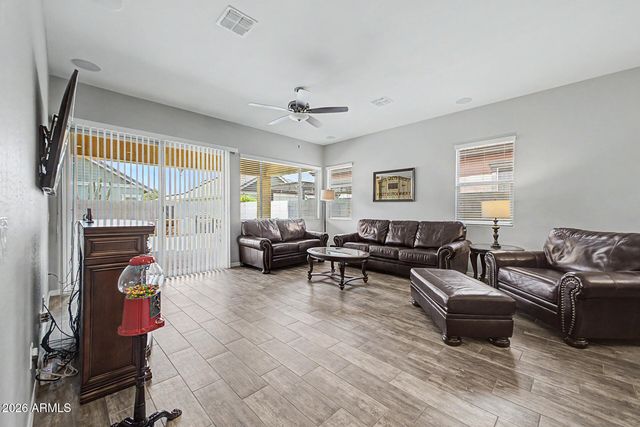 4397 E EVELYN Street, Gilbert, AZ 85295