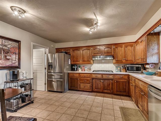 3516 Rolling Lane, Midwest City, OK 73110