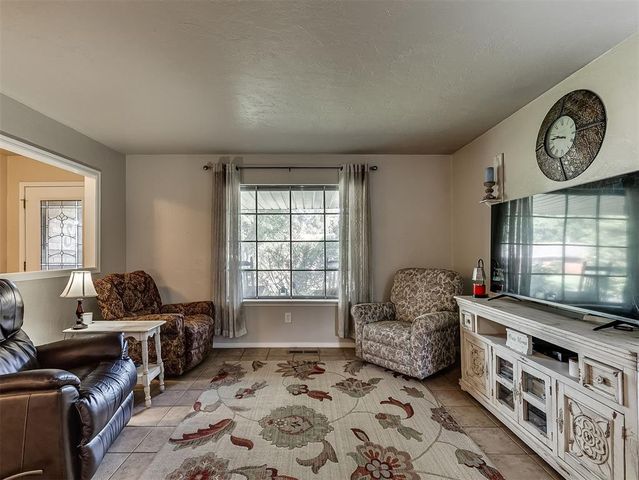 3516 Rolling Lane, Midwest City, OK 73110