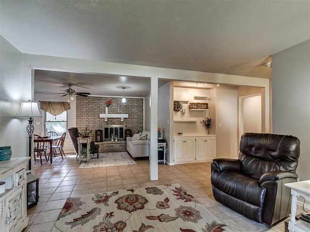 3516 Rolling Lane, Midwest City, OK 73110