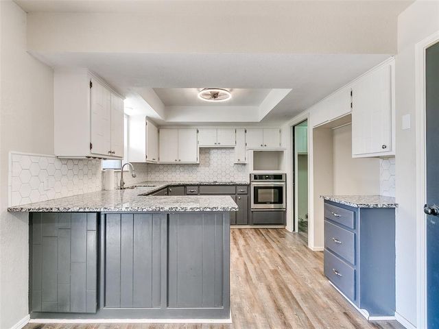 12004 Royal Coach Drive, Yukon, OK 73099