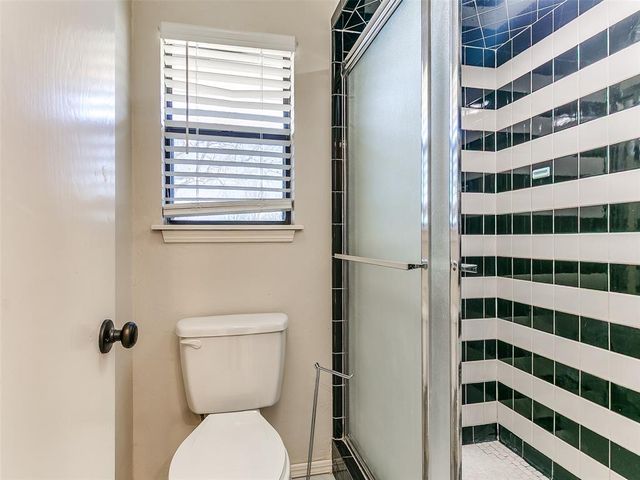 12004 Royal Coach Drive, Yukon, OK 73099