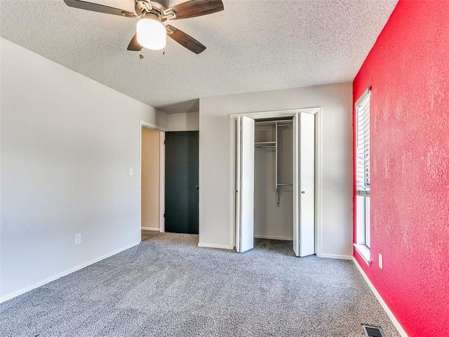 12004 Royal Coach Drive, Yukon, OK 73099