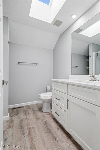 114 Ledbury Circle NE, Canton, OH 44721