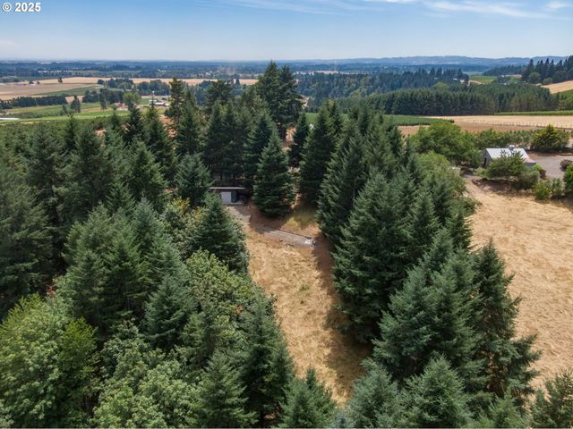 19601 Ne TRUNK Rd, Dundee, OR 97115