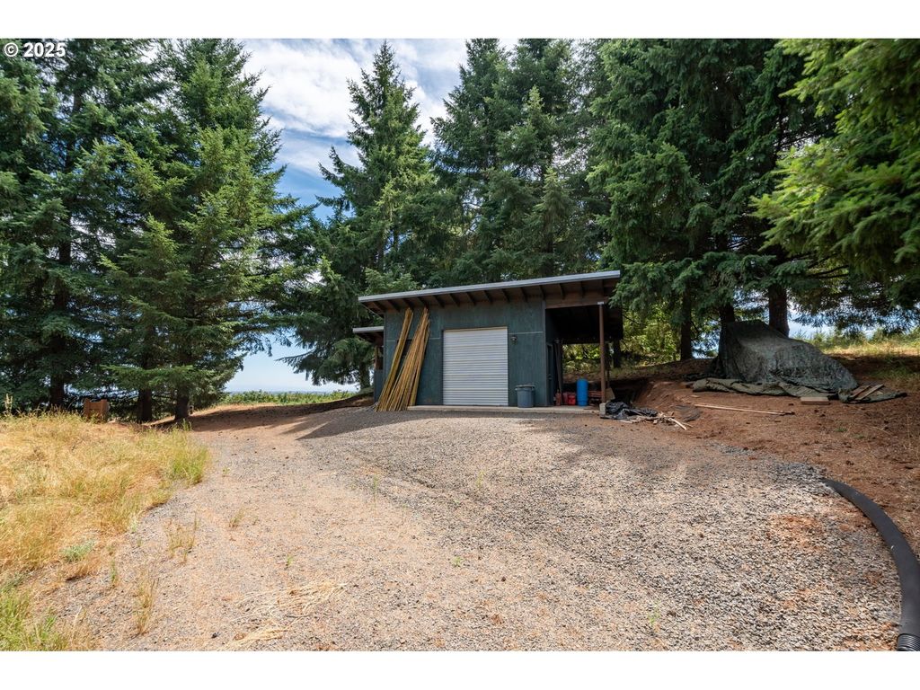 19601 Ne TRUNK Rd, Dundee, OR 97115