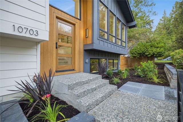 10703 126th Avenue NE, Kirkland, WA 98033