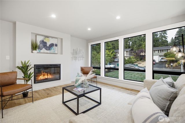 10703 126th Avenue NE, Kirkland, WA 98033