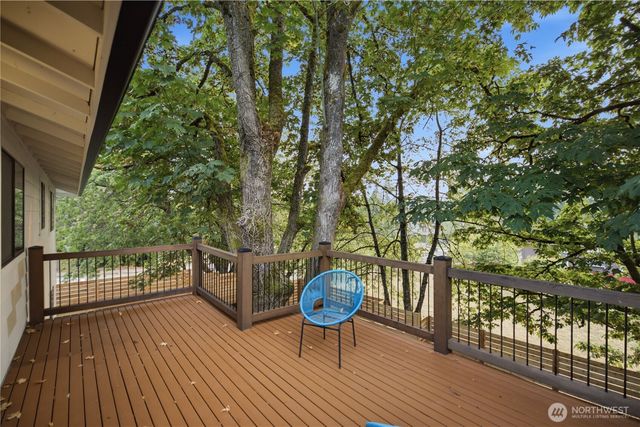 10703 126th Avenue NE, Kirkland, WA 98033