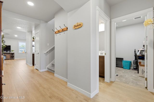 2450 W Victor Loop, Coeur D'alene, ID 83815